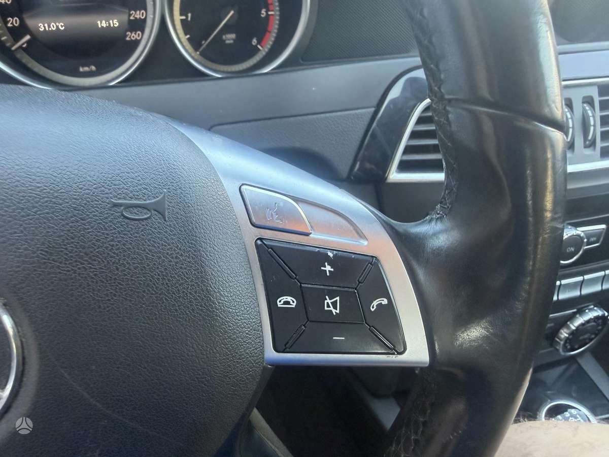 Mercedes-Benz C220 2013 — photo 19