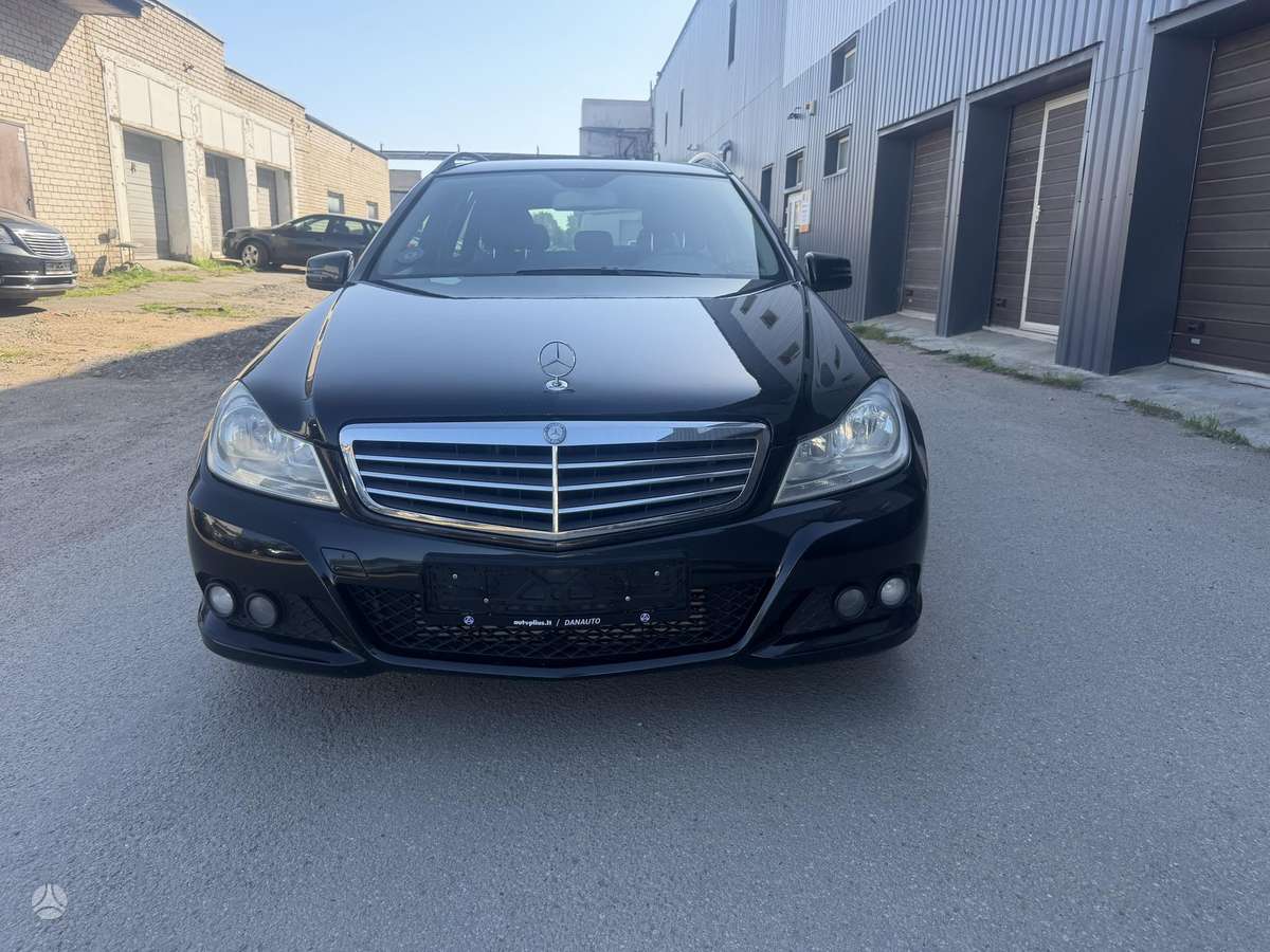 Mercedes-Benz C220 2013 — photo 5