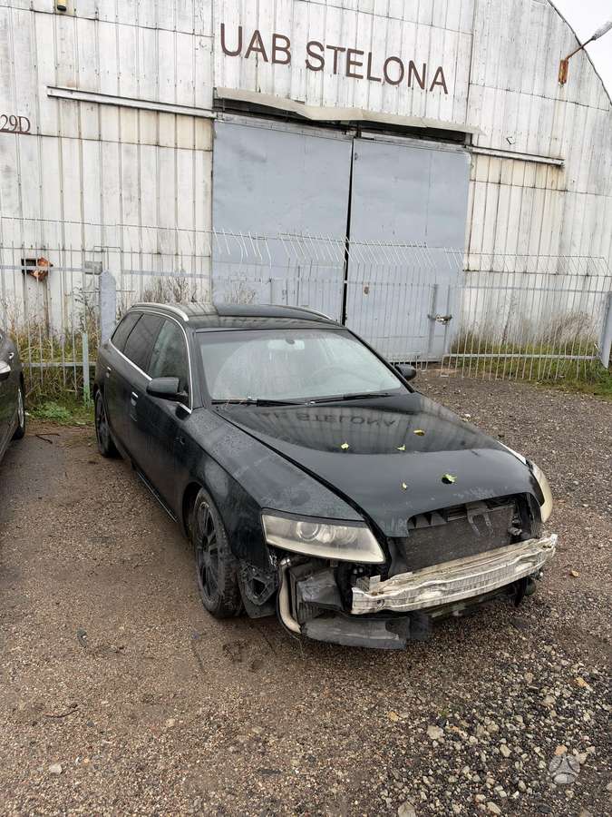 Audi A6 2006 — вигляд ззаду
