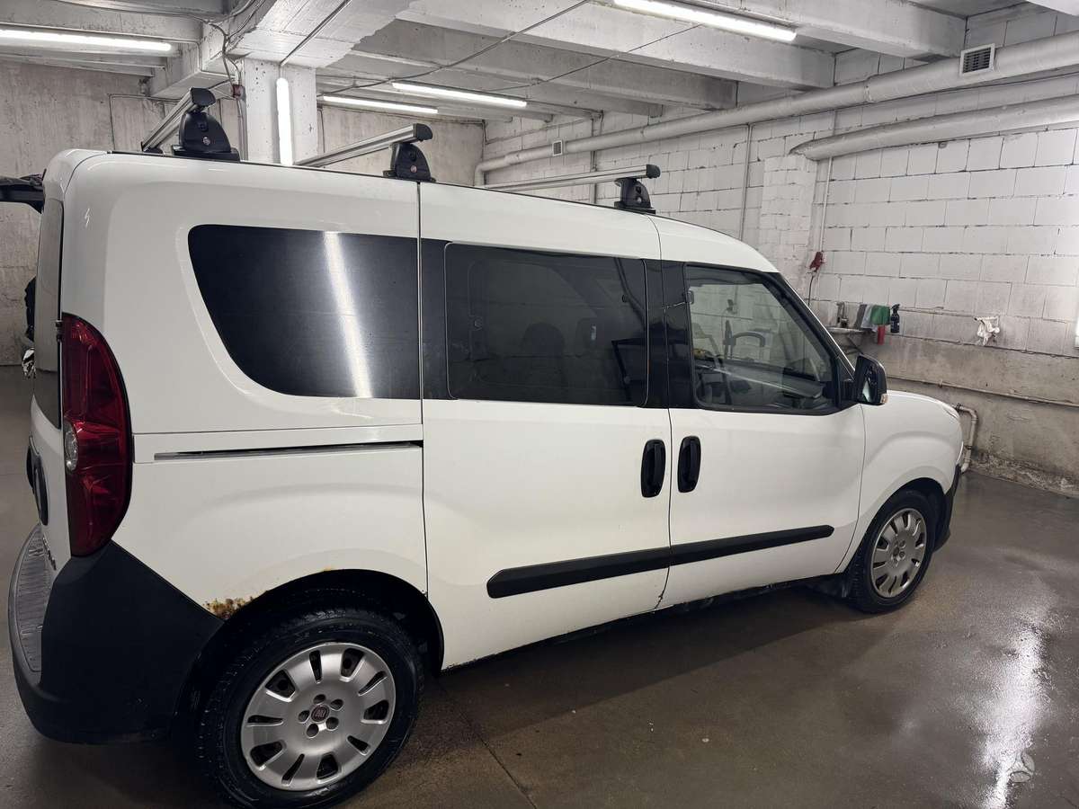 Fiat Doblo 2012 — engine 1598 cm³, 105 HP (77kW)