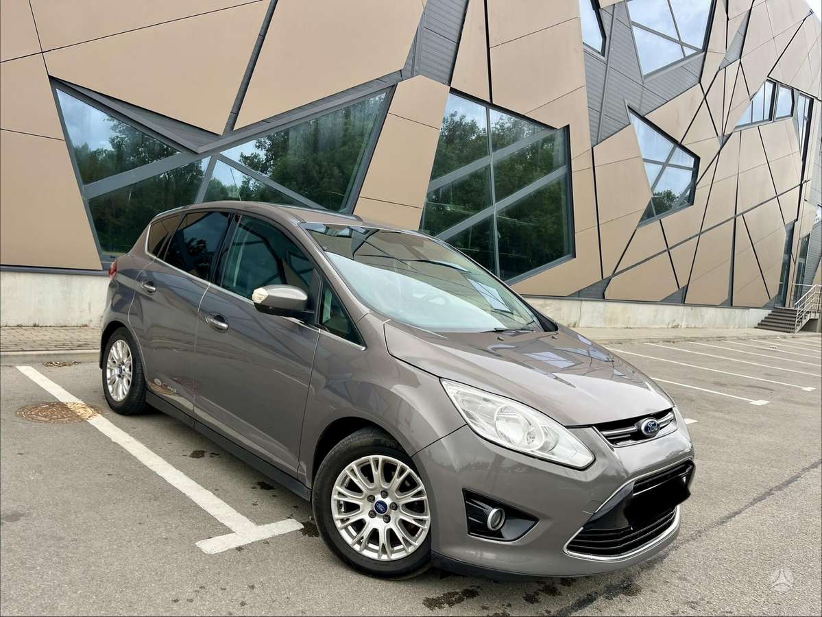 Ford C-MAX 2012 — rear view