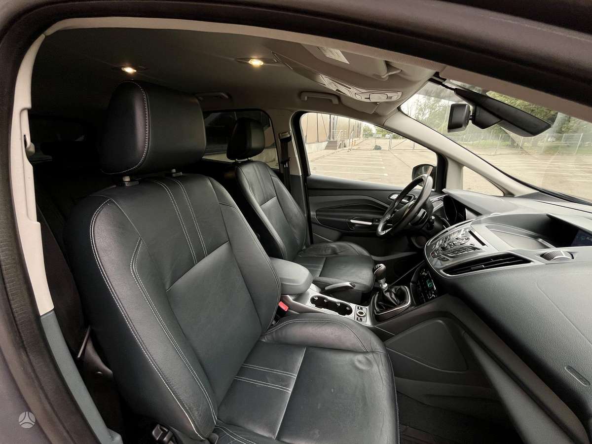 Ford C-MAX 2012 — engine 1600 cm³, 116 HP (85kW)