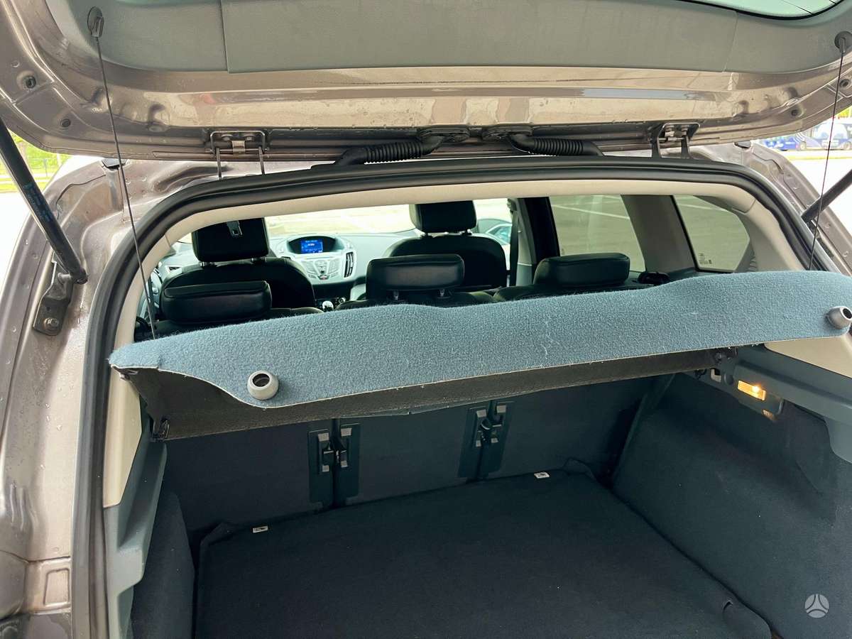 Ford C-MAX 2012 — photo 8