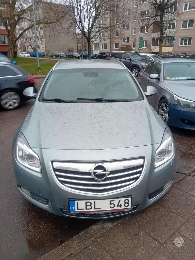 Opel Insignia 2011 — photo 12