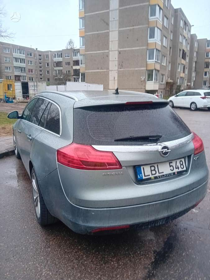 Opel Insignia 2011 — photo 14