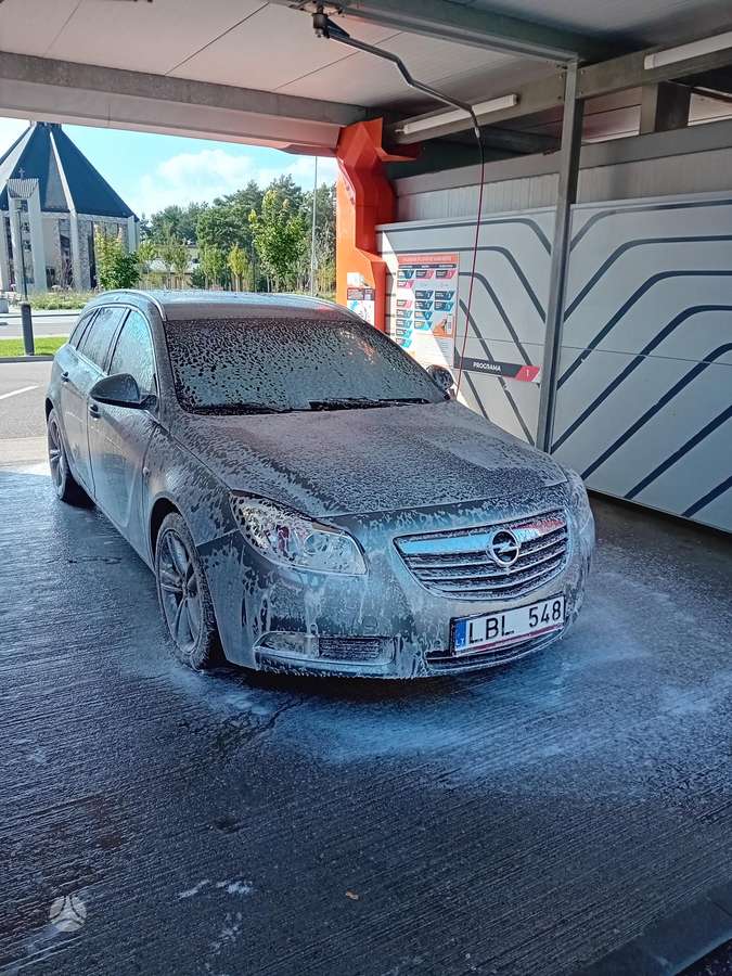 Opel Insignia 2011 — photo 6