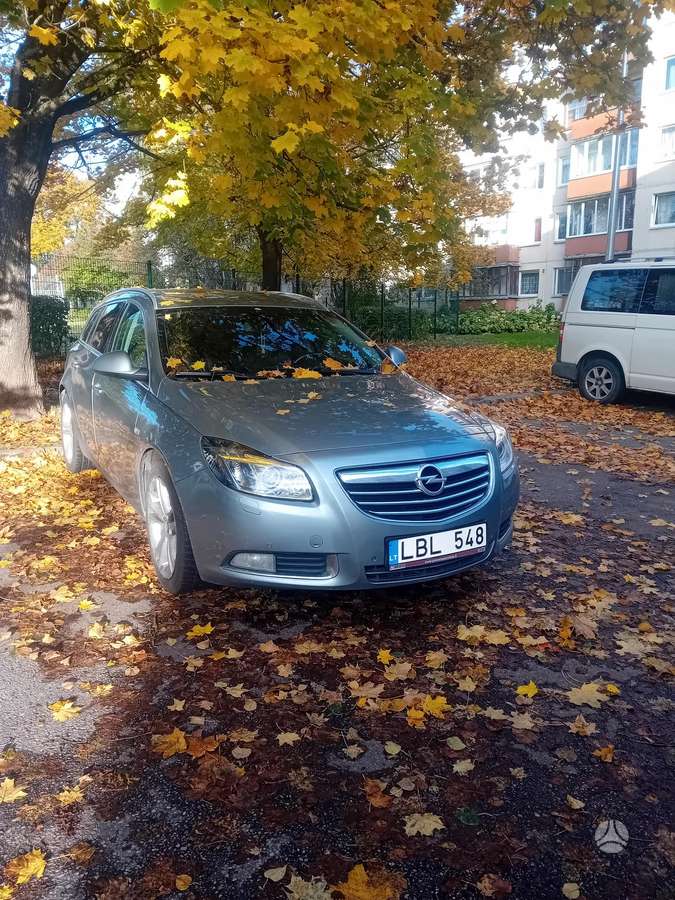 Opel Insignia 2011 — photo 8