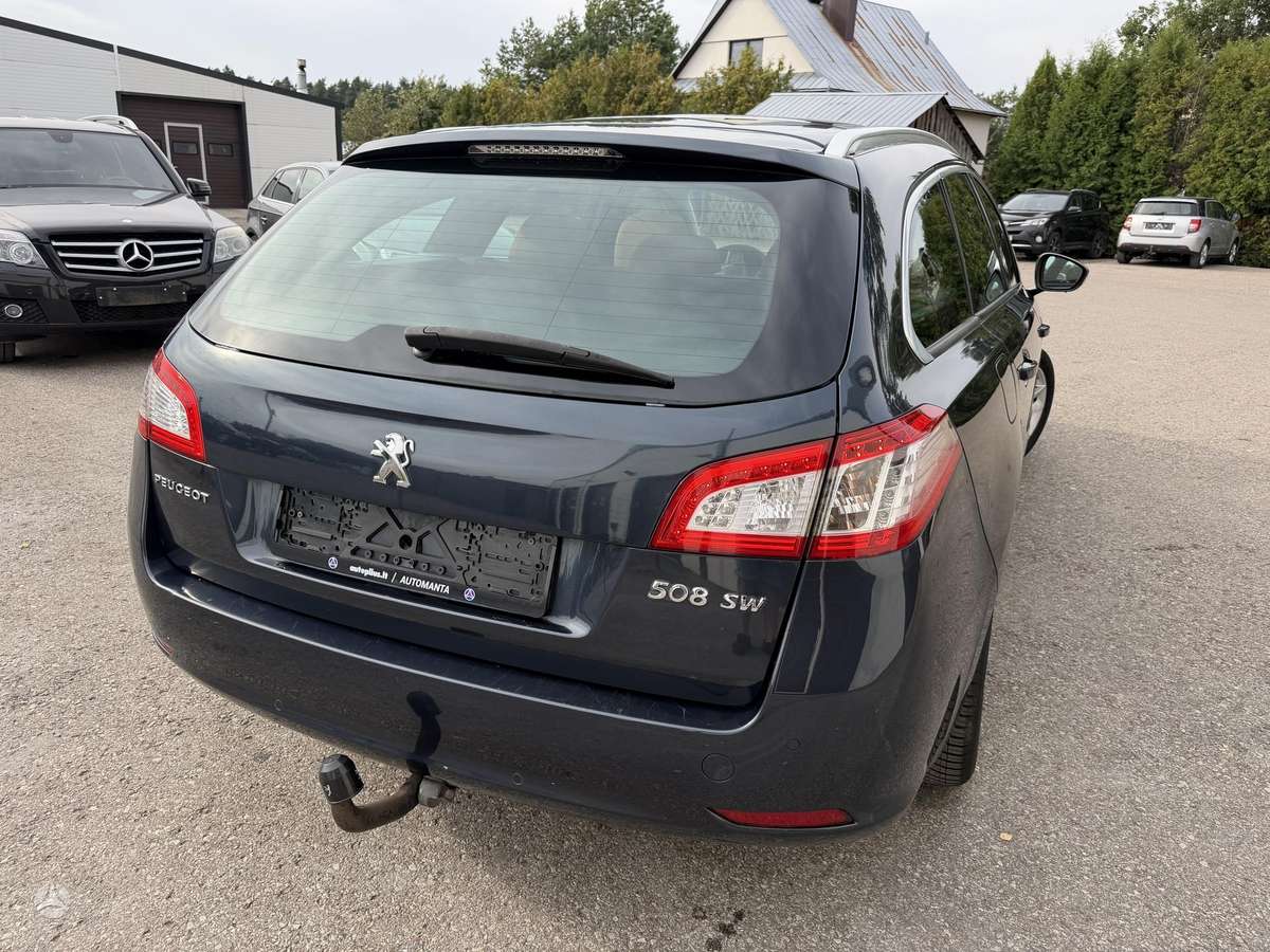 Peugeot 508 2011 — photo 12