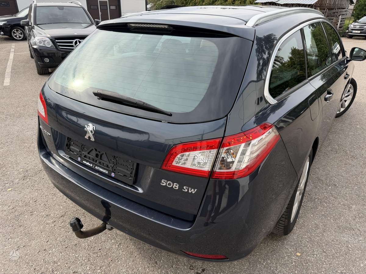 Peugeot 508 2011 — photo 14