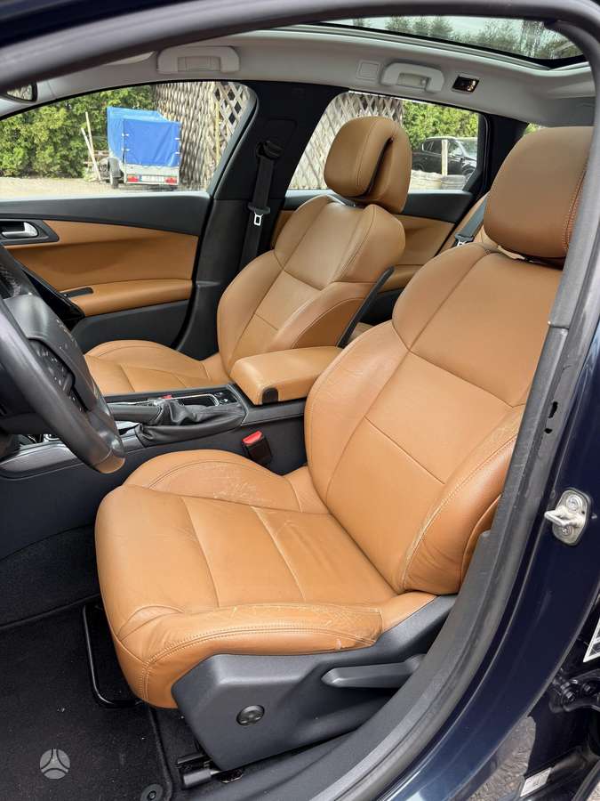 Peugeot 508 2011 — photo 25