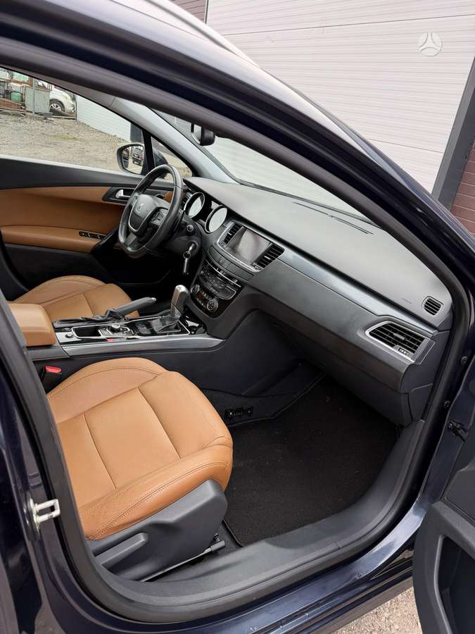 Peugeot 508 2011 — photo 29