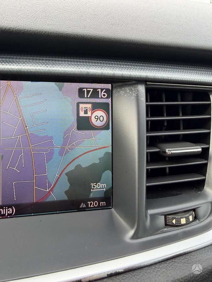 Peugeot 508 2011 — photo 35