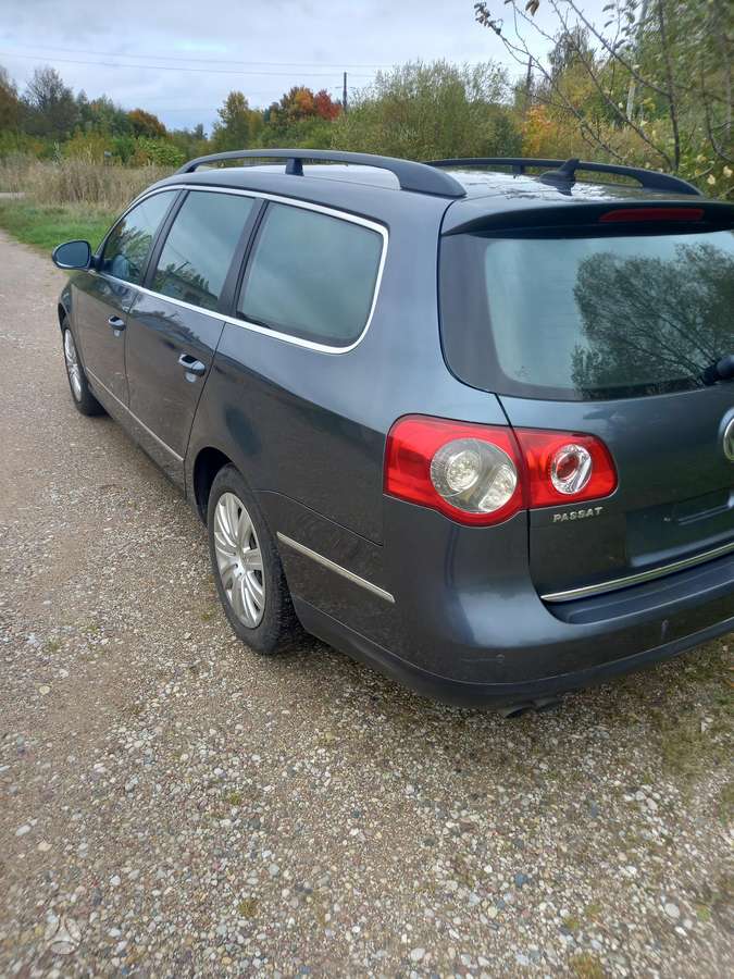 Volkswagen Passat 2010 — двигун 1968 cm³, 140 HP (103kW)