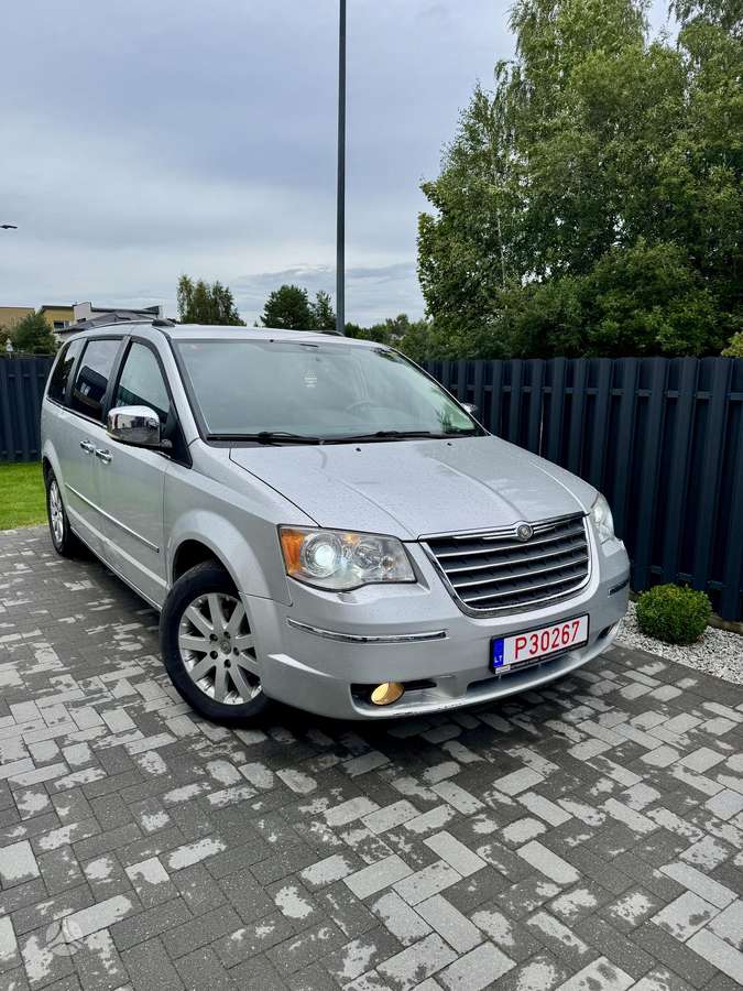 Chrysler Grand 2010 — vehicle for AFU Ukraine