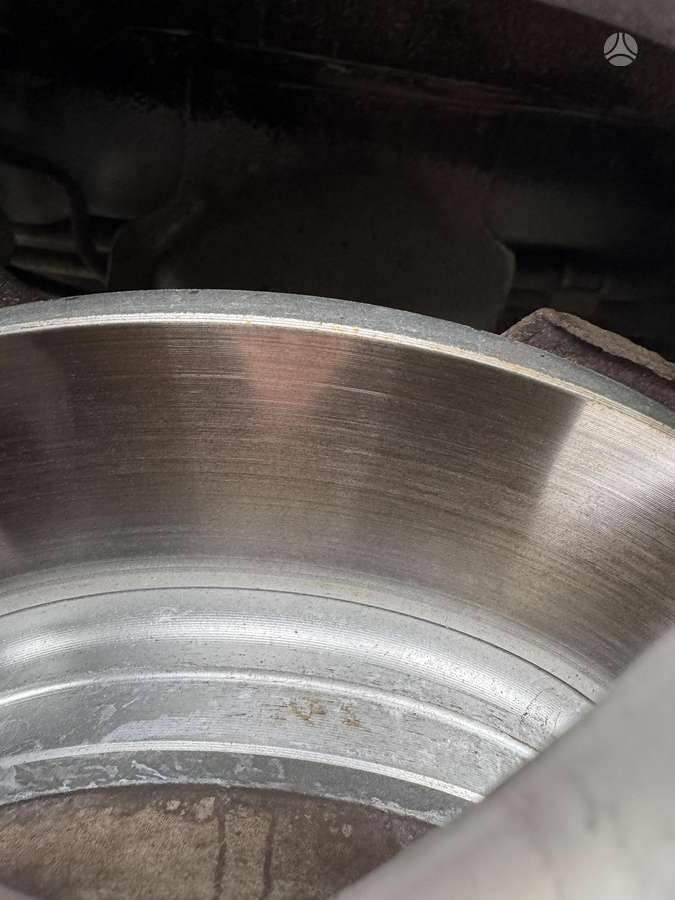 Chrysler Grand 2010 — photo 20