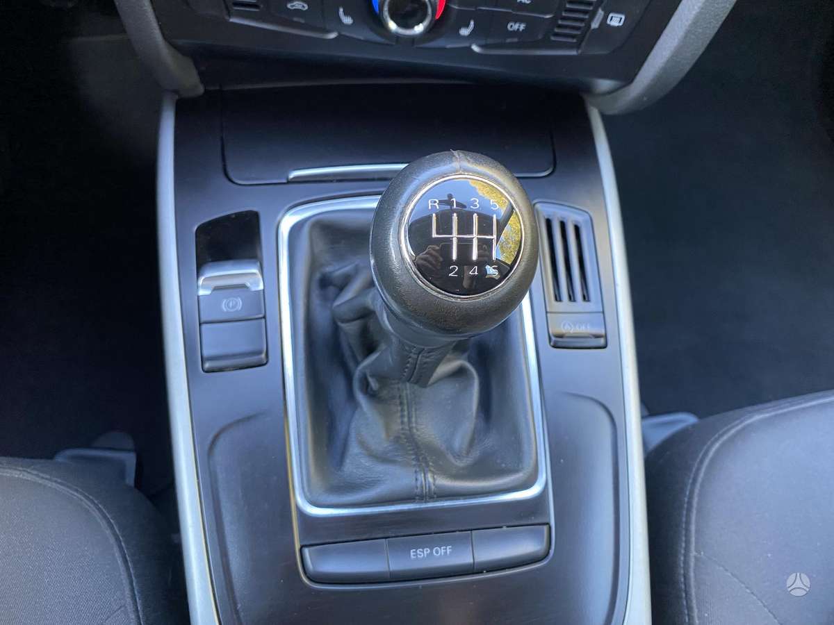 Audi A4 2009 — photo 19