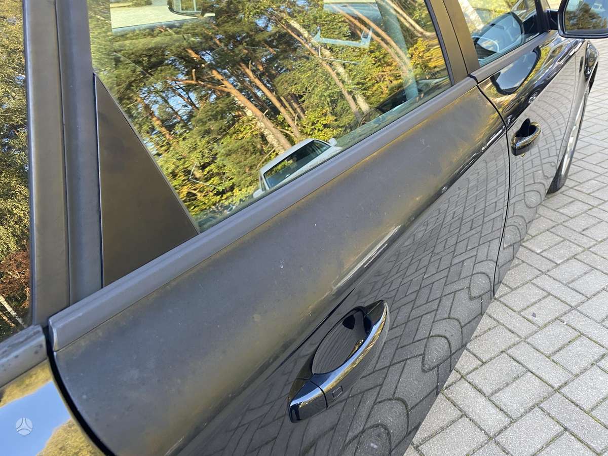 Audi A4 2009 — photo 27