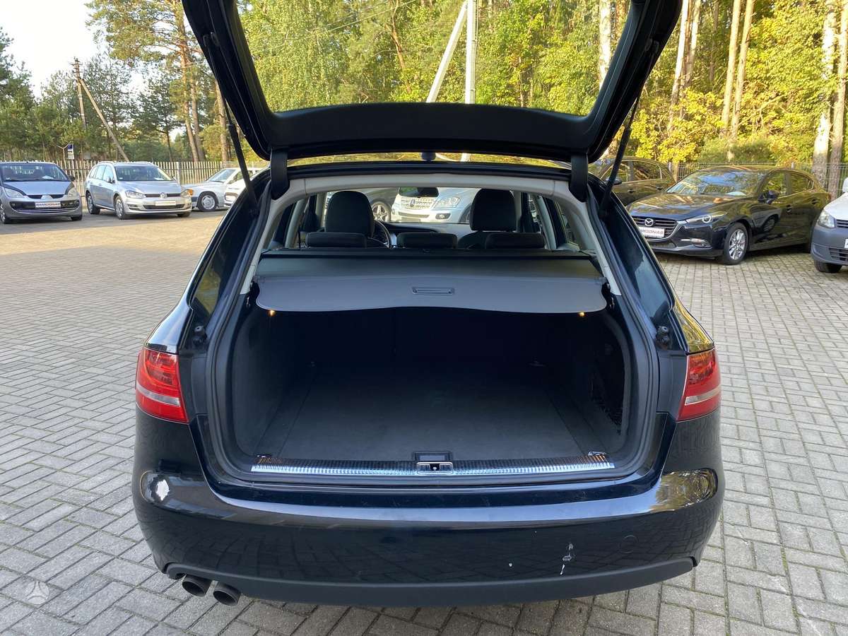 Audi A4 2009 — photo 5