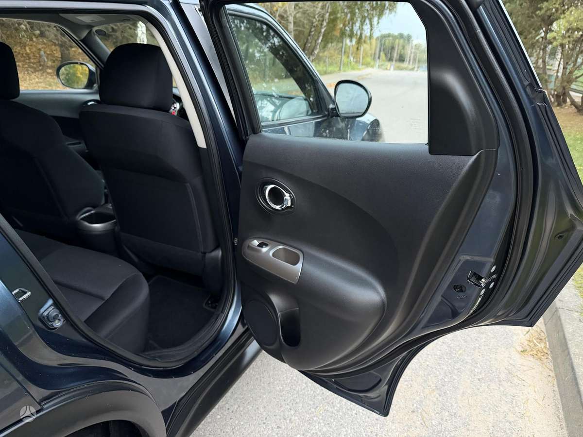 Nissan Juke 2013 — photo 17