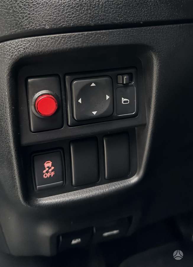Nissan Juke 2013 — photo 24