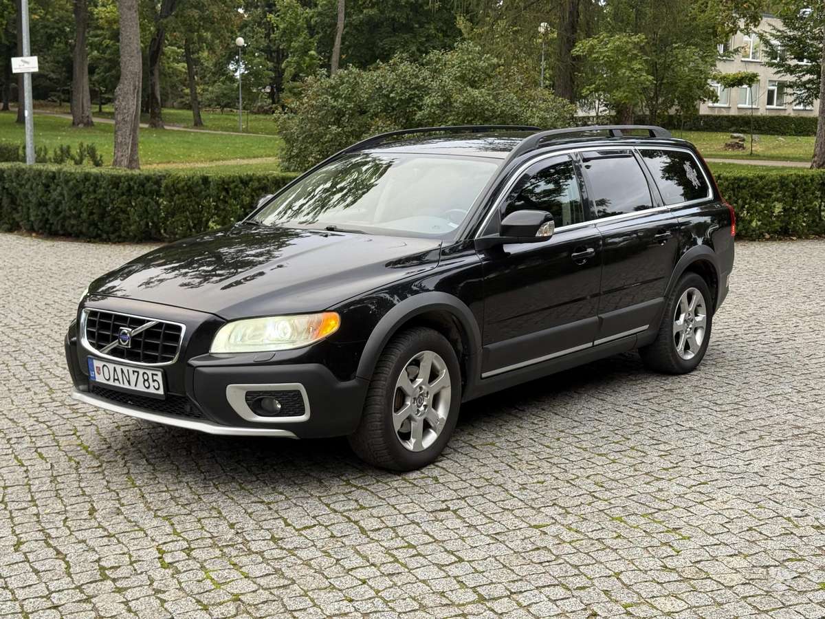Volvo XC70 2008 — вигляд ззаду