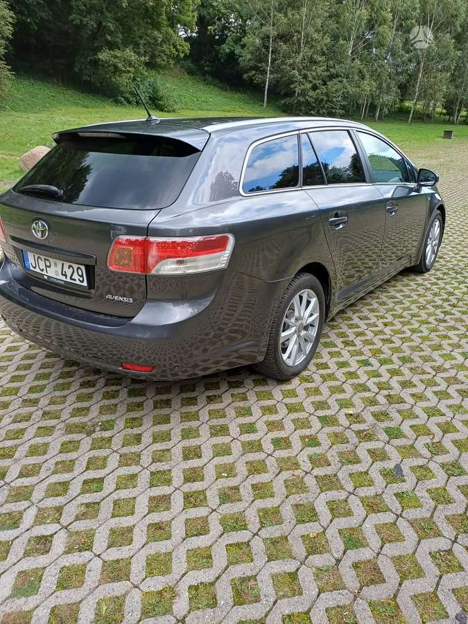 Toyota Avensis 2009 — photo 6