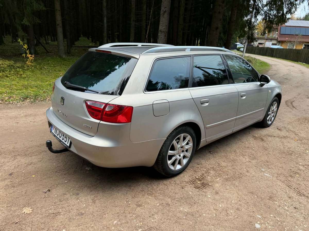 Seat Exeo 2011 — interior
