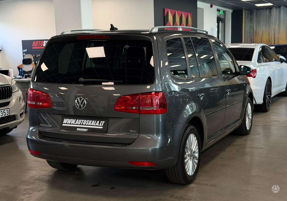 Volkswagen Touran 2014 — фото 16