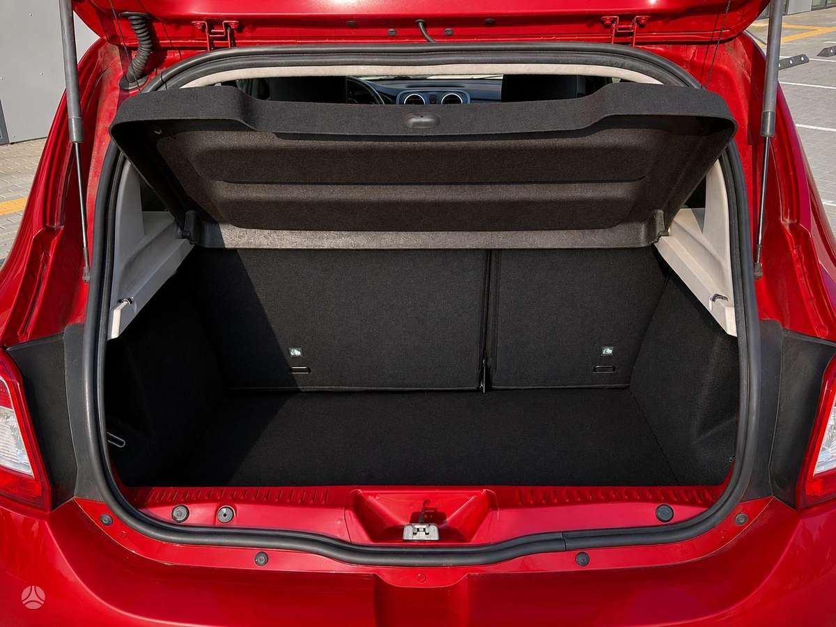 Dacia Sandero 2013 — photo 5