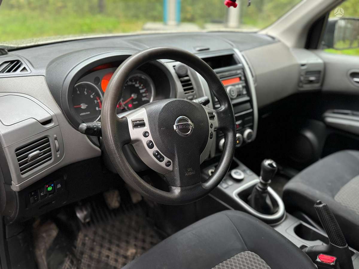 Nissan X-Trail 2009 — photo 10