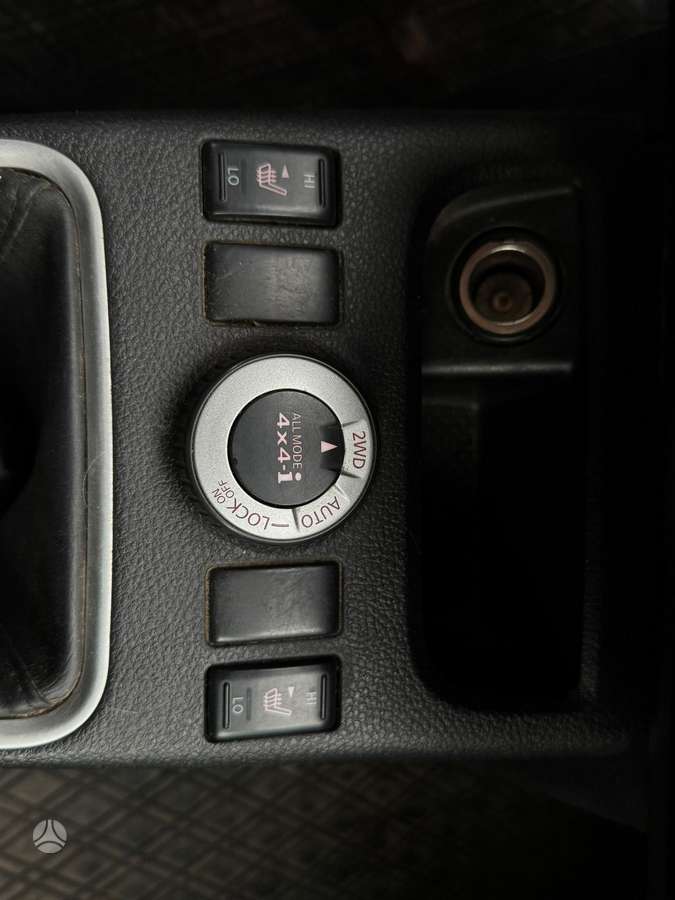Nissan X-Trail 2009 — photo 12