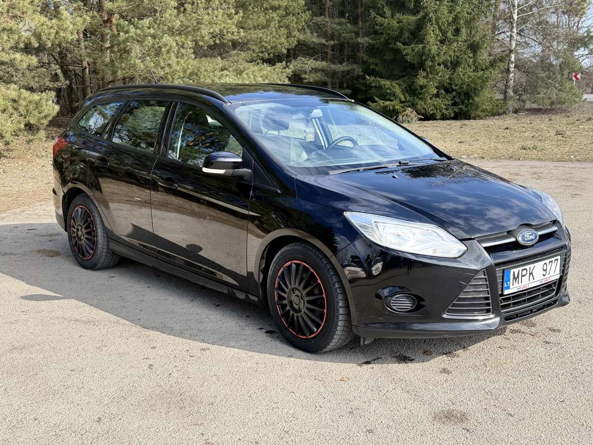 Ford Focus 2012 — двигун 1600 cm³, 95 HP (70kW)