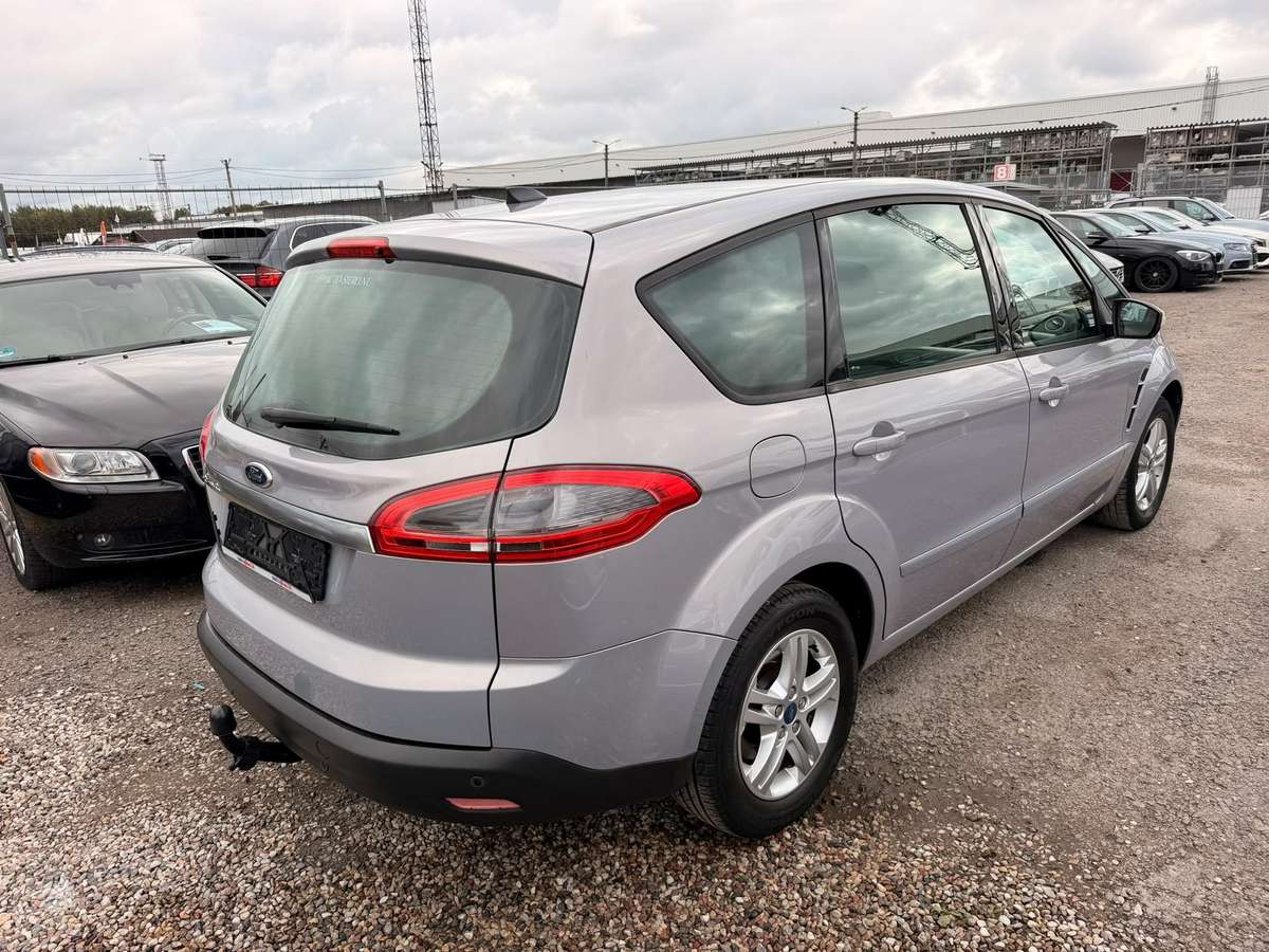 Ford S-MAX 2011 — photo 5