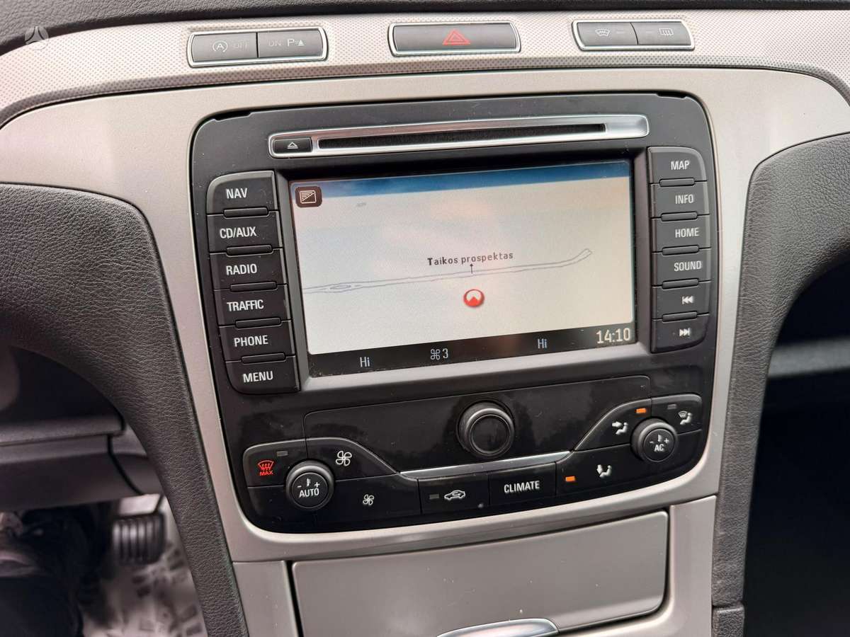 Ford S-MAX 2011 — photo 8