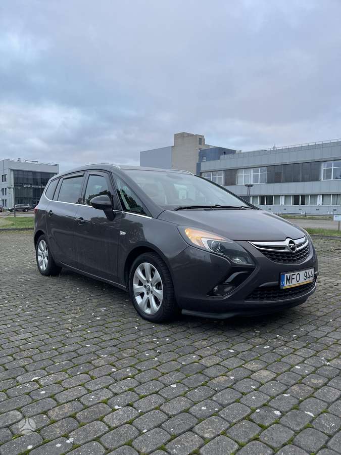Opel Zafira, 2013