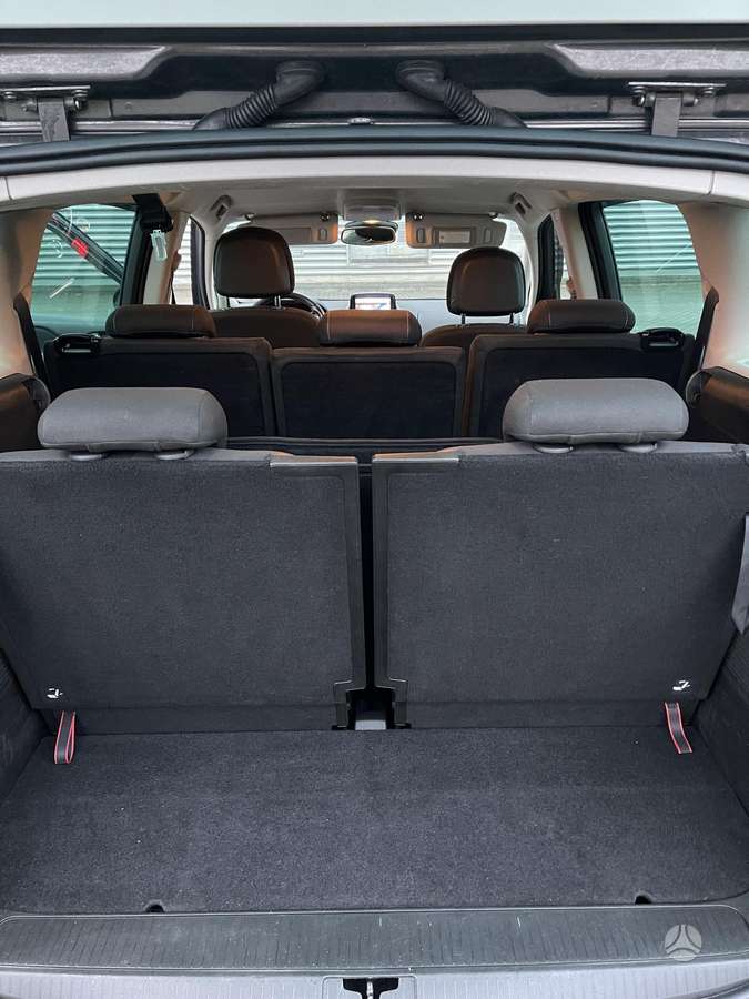 Opel Zafira 2013 — photo 18