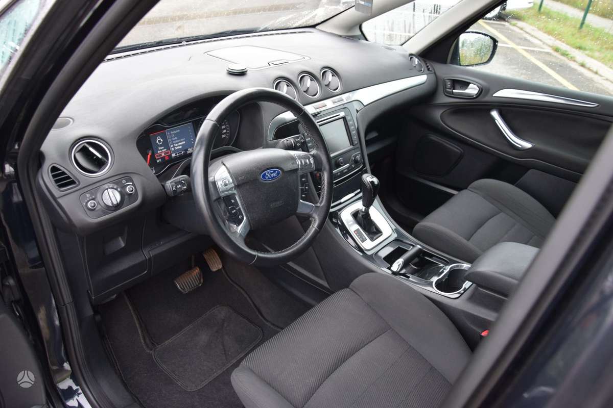 Ford S-MAX 2012 — photo 13