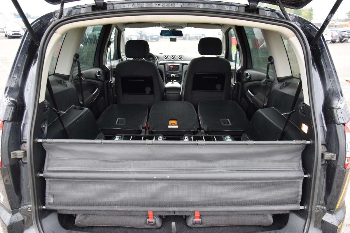 Ford S-MAX 2012 — photo 22