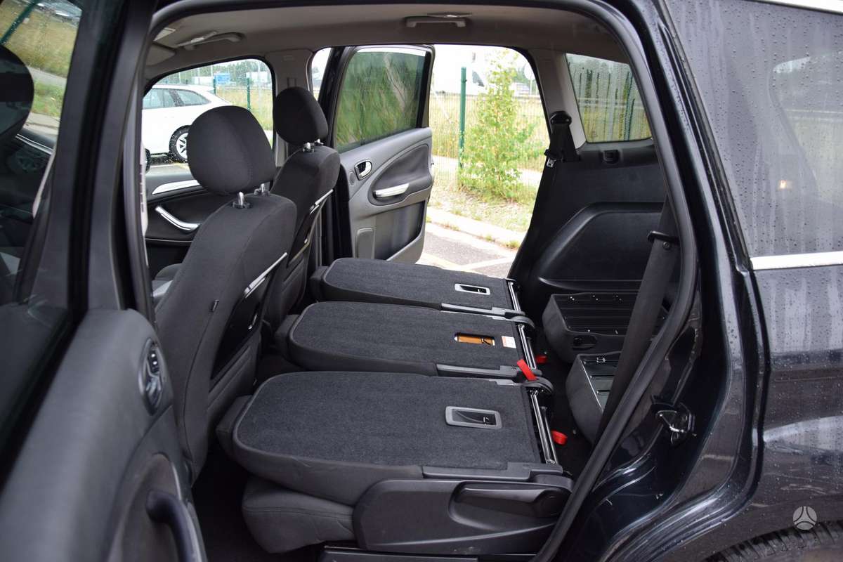 Ford S-MAX 2012 — photo 25