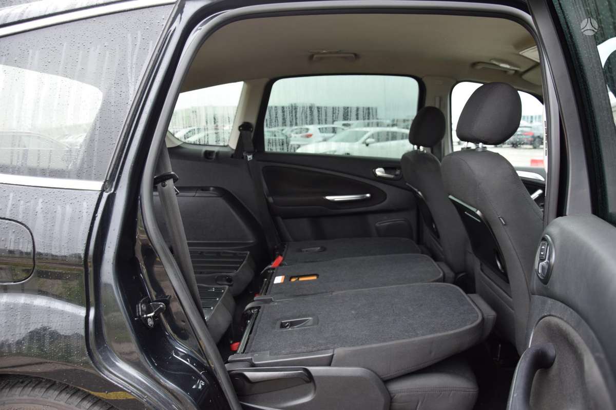 Ford S-MAX 2012 — photo 26