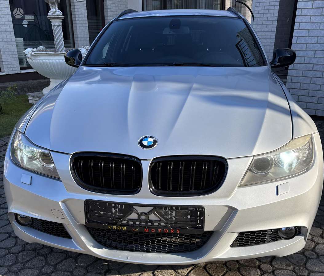 BMW 320 2011 — engine 116 HP (85kW)