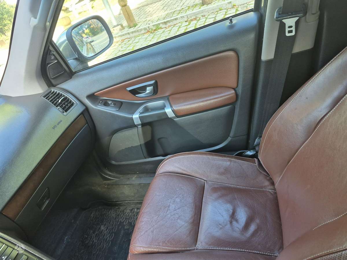 Volvo XC90 2008 — photo 10