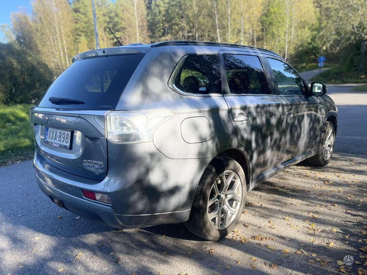 Mitsubishi Outlander, 2013 — vehicle for AFU from Europe