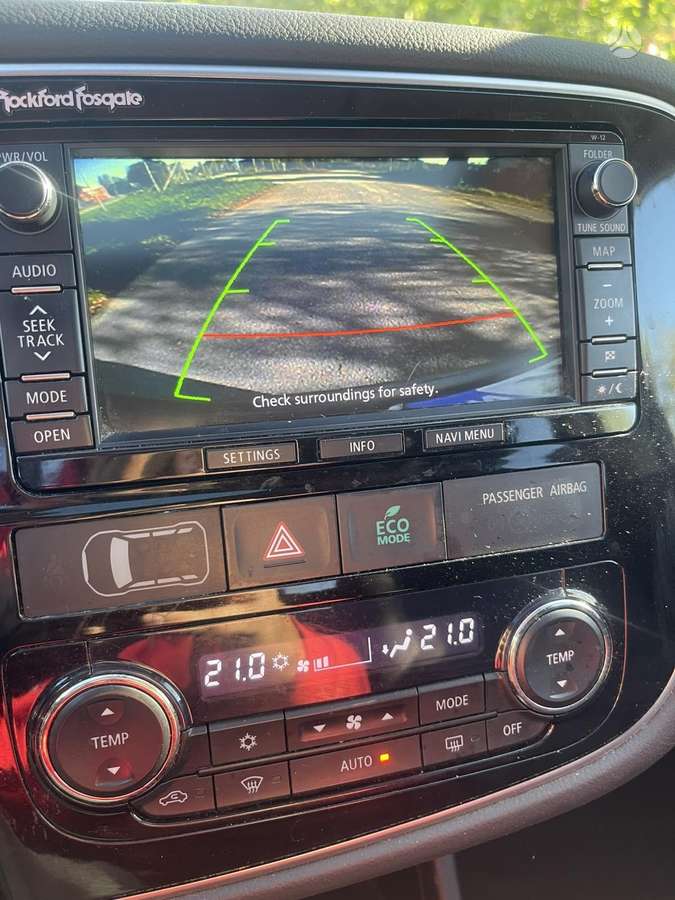 Mitsubishi Outlander 2013 — photo 12
