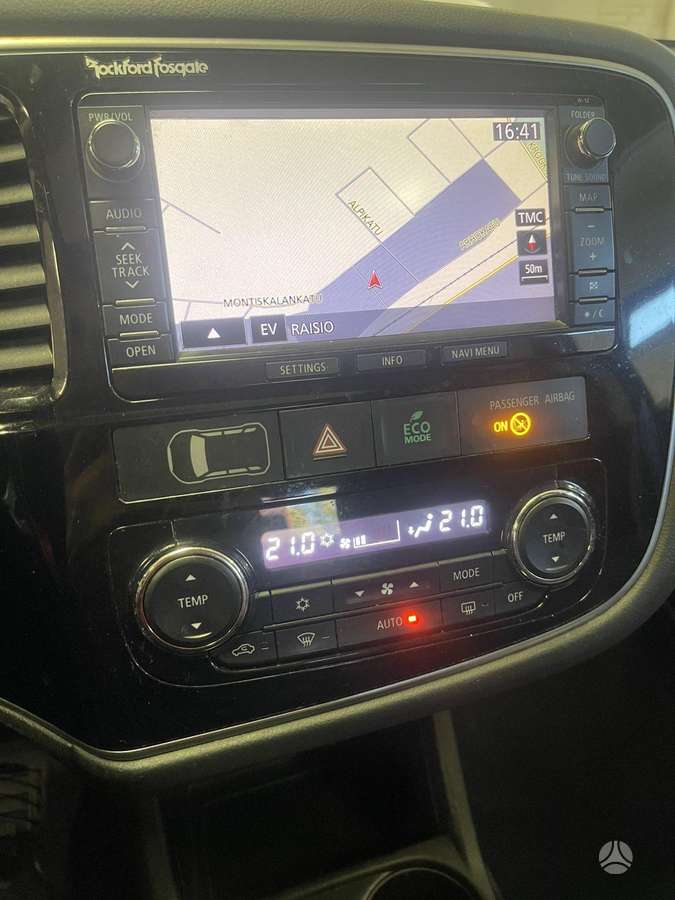 Mitsubishi Outlander 2013 — photo 13