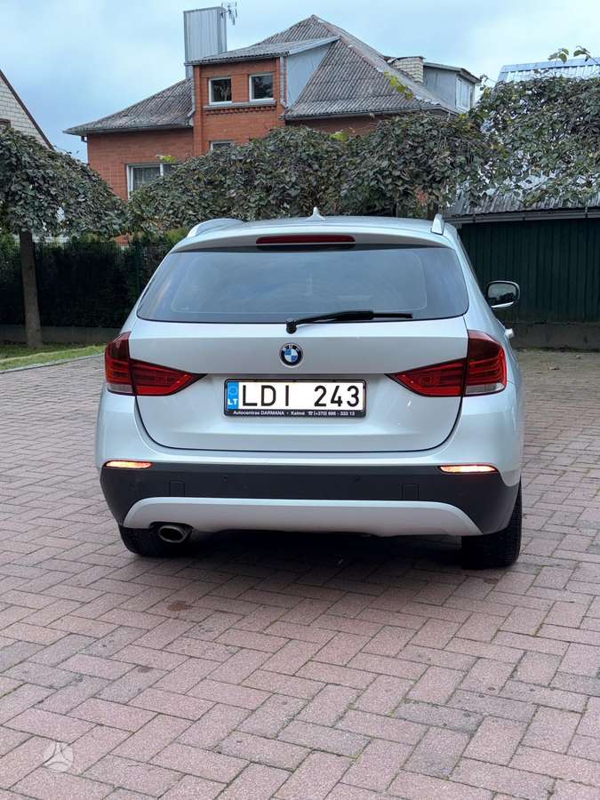 BMW X1 2010 — двигун 1995 cm³, 204 HP (150kW)