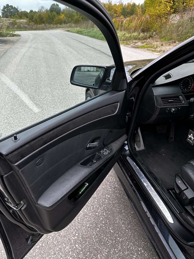 BMW 530 2007 — photo 15