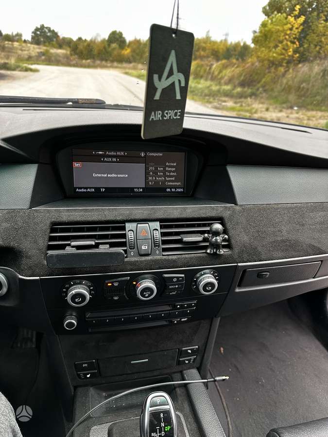 BMW 530 2007 — photo 17