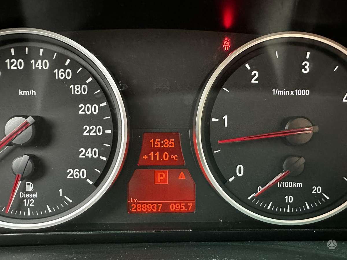 BMW 530 2007 — photo 22