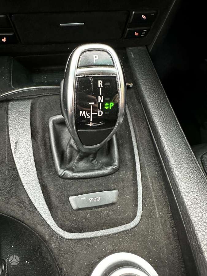 BMW 530 2007 — photo 24